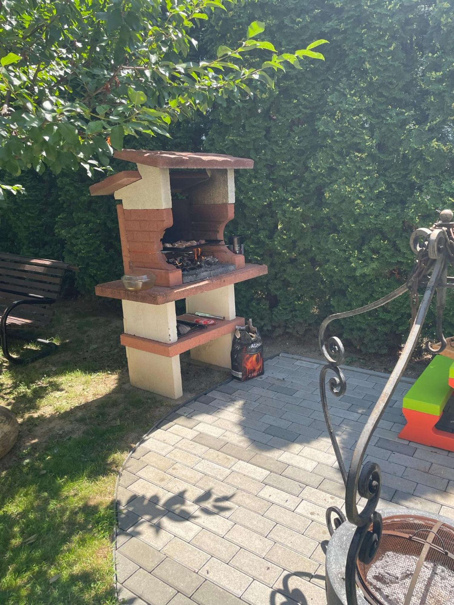 Jasmin Apartment House ボニャルツバシュ エクステリア 写真
